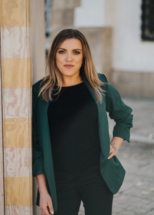 klaudia fryc mallick